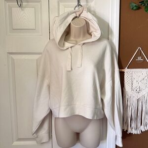 All in Motion Cream Cropped Hoodie Ribbed Pullover Sweatshirt Hoodie / Size M